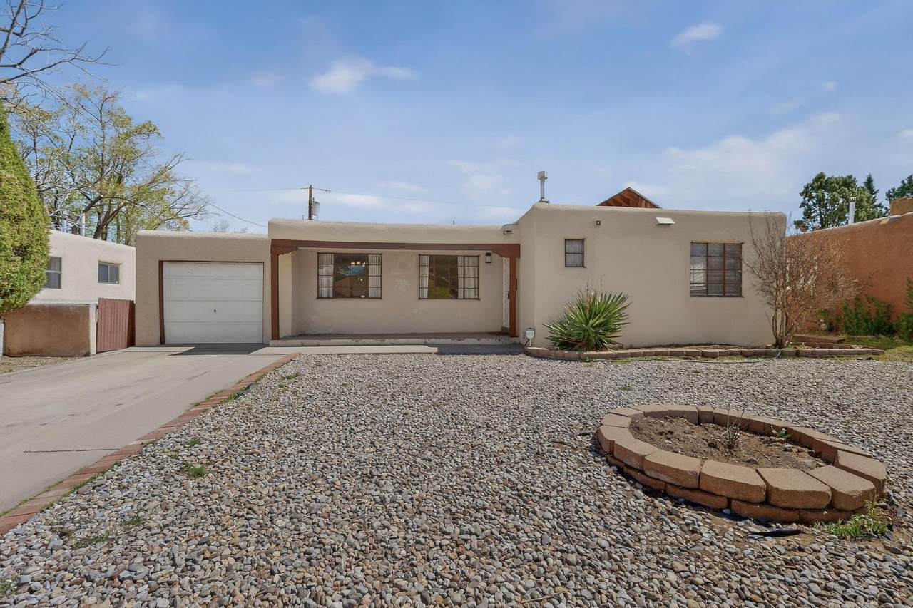 1820 Indiana Street - Photo 1