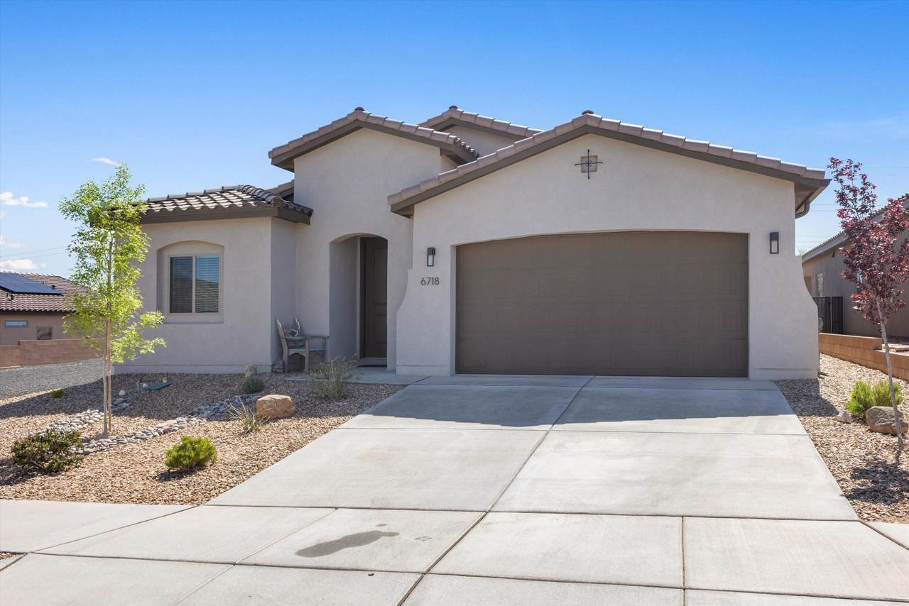6718 Sydney Drive - Photo 1