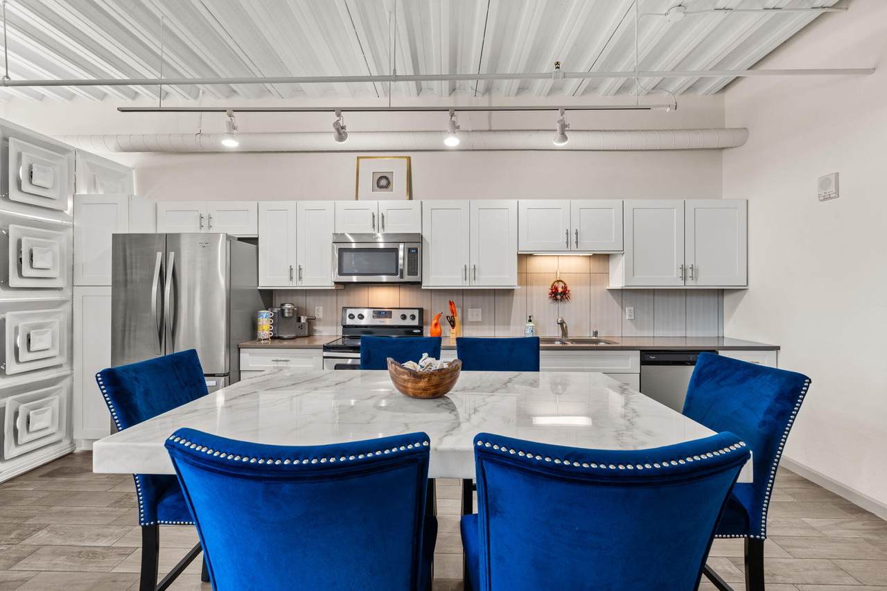 524 Central Avenue - Photo 1