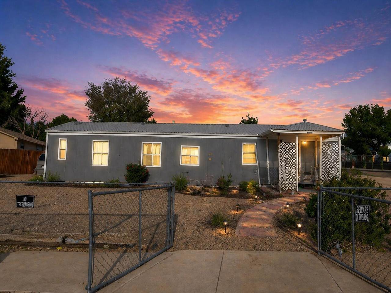 1742 Chamisa Avenue - Photo 1