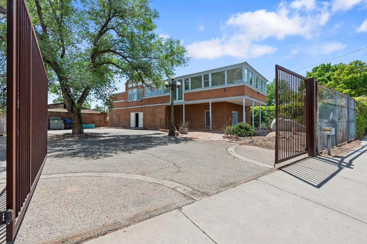 1700 Mountain Road - Photo 1