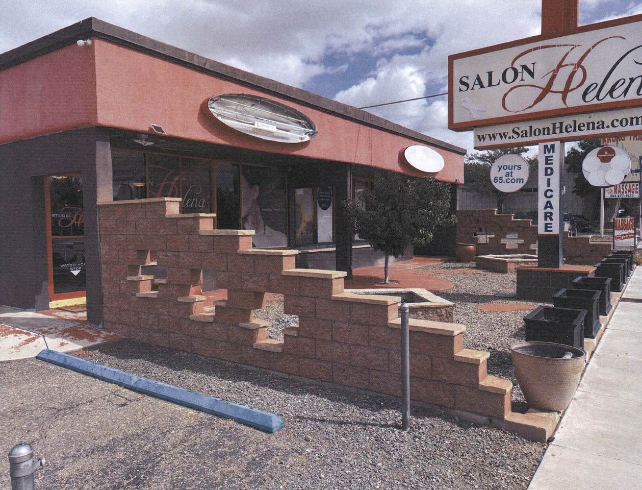 7913-15 Menaul Boulevard - Photo 1