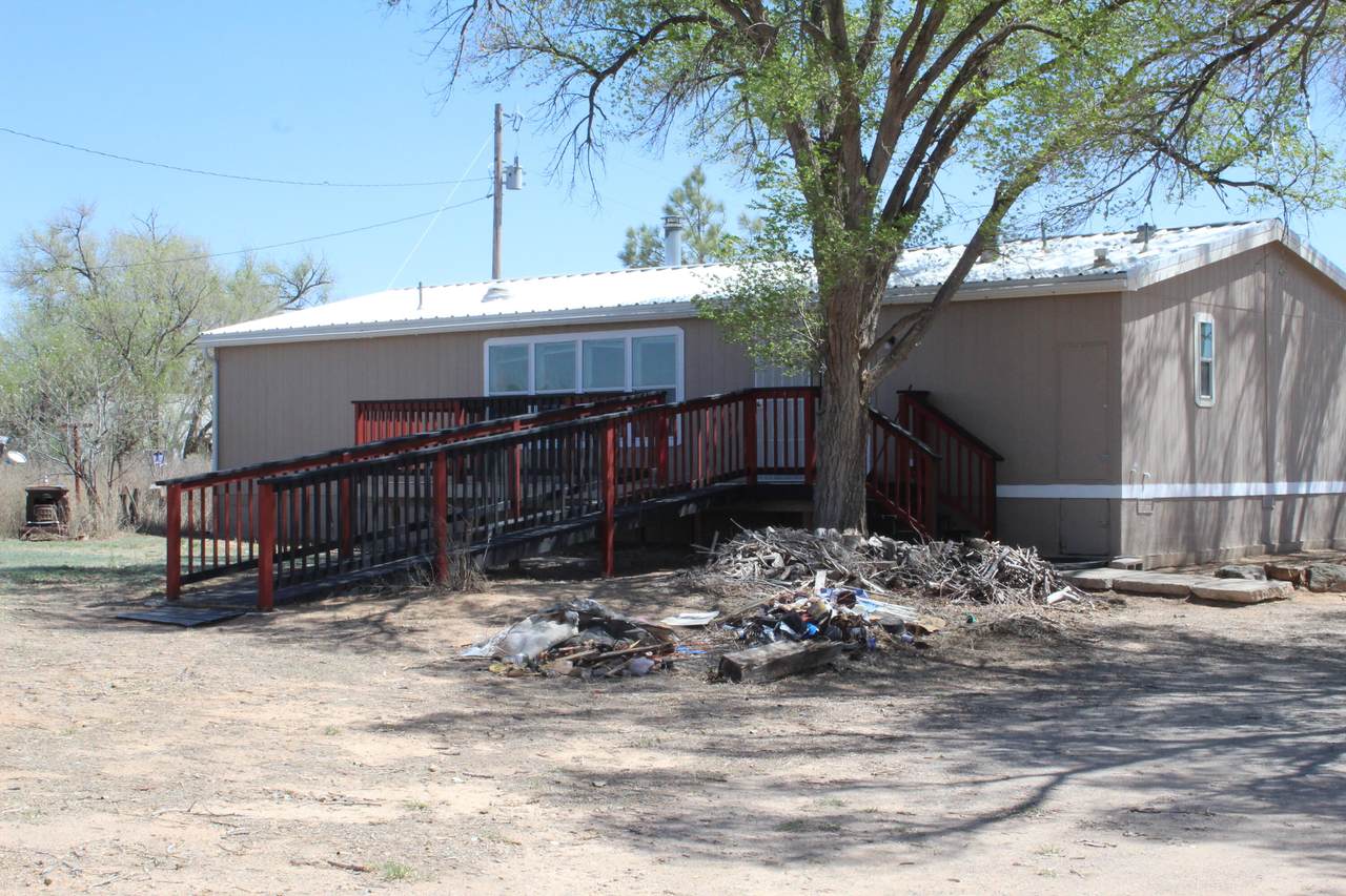 406 E Abrahames Road - Photo 1