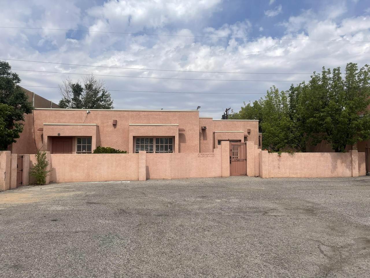 1709 Girard Boulevard - Photo 1