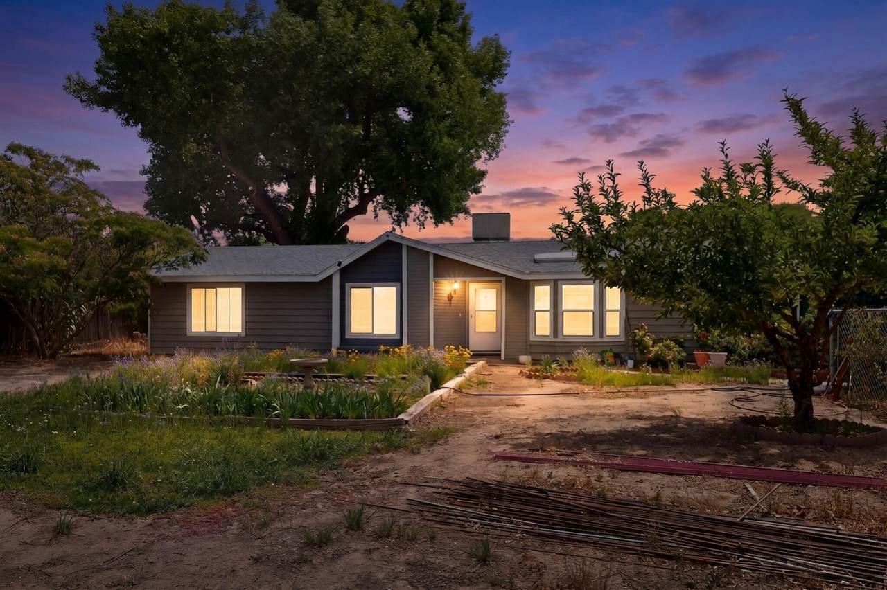 741 Garden Road - Photo 1