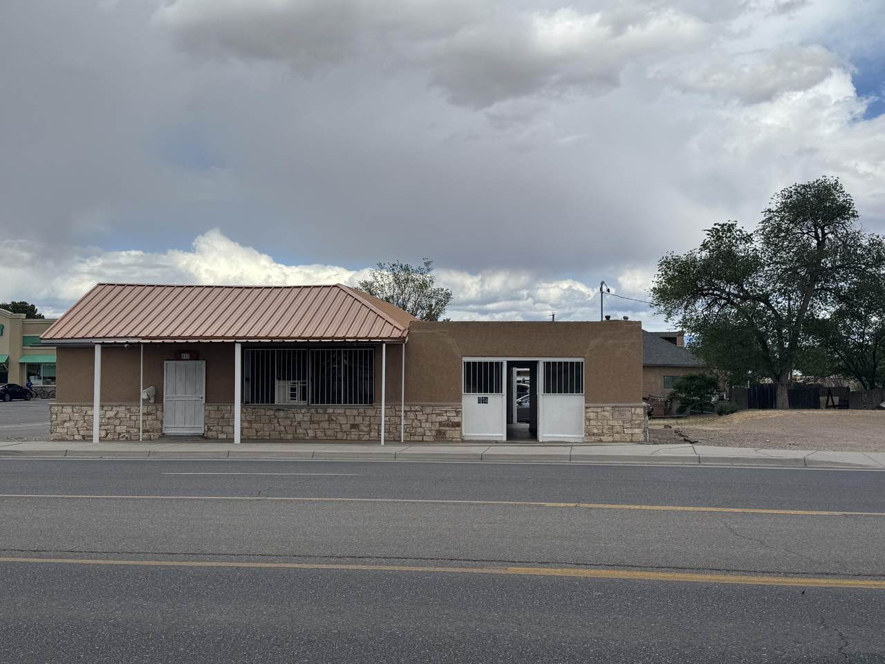 412 Main Street - Photo 1