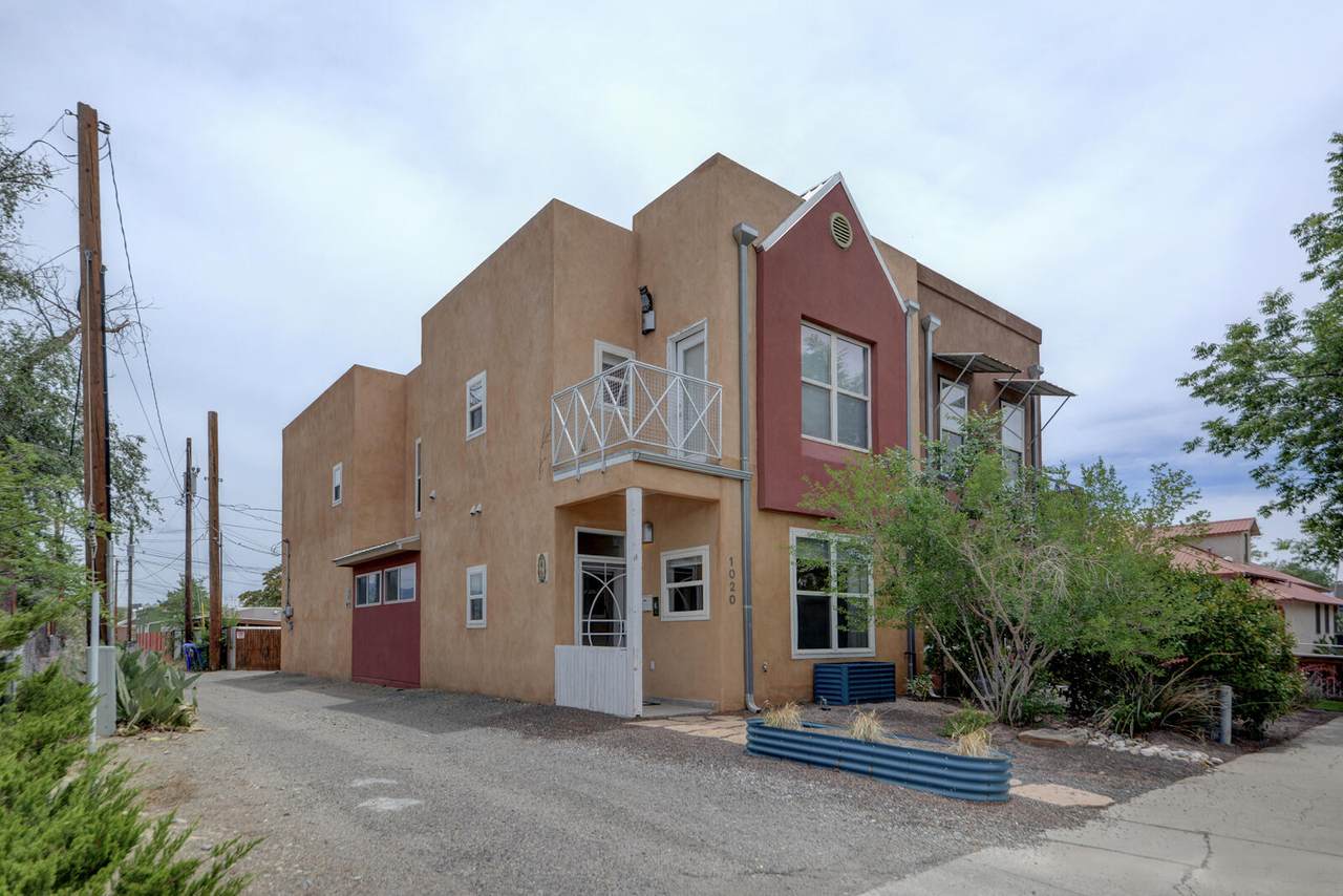 1020 6th Street - Photo 1