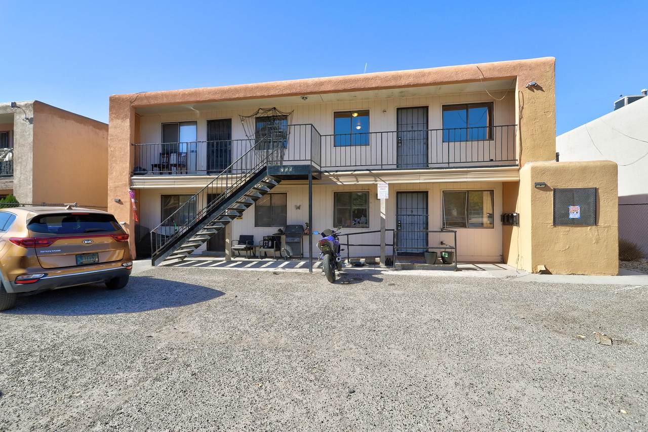 205 Alvarado Drive - Photo 1