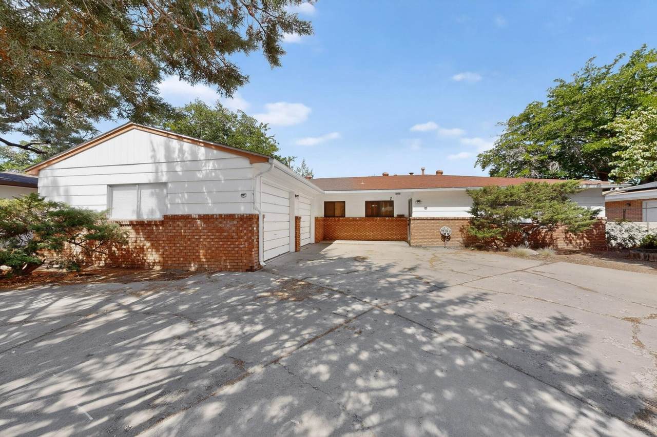 2825 Las Cruces Road - Photo 1