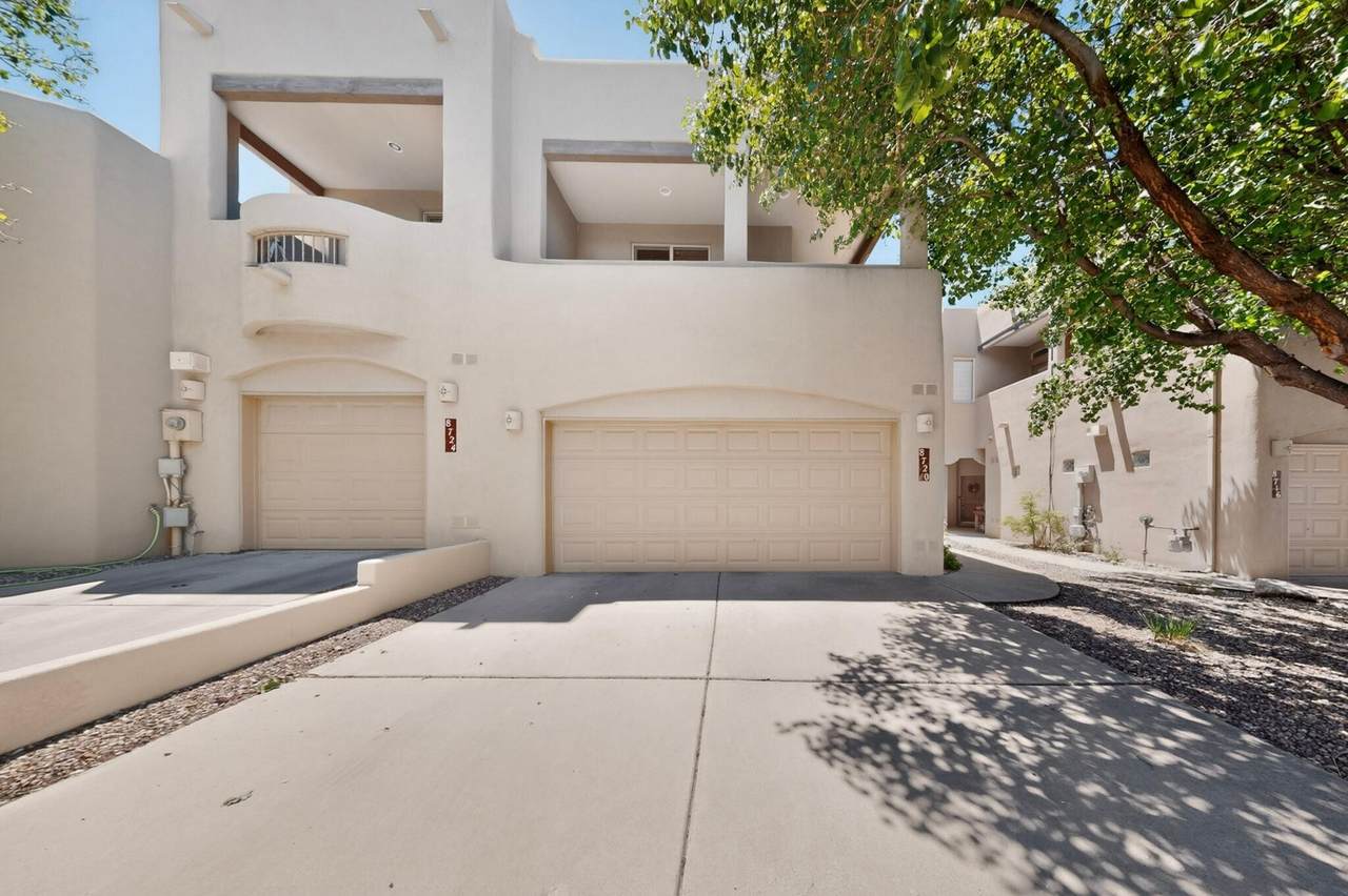 8720 Desert Fox Way - Photo 1