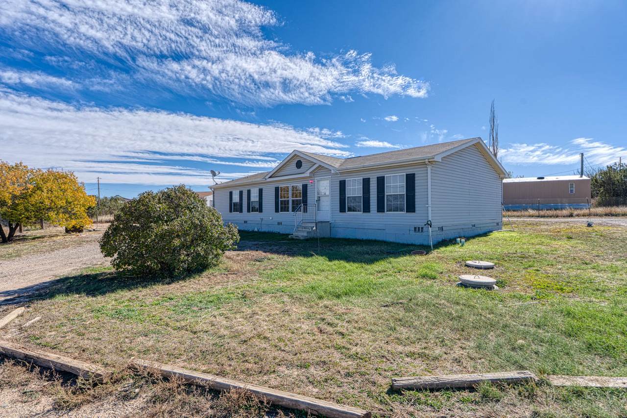 8 Capital Road - Photo 1
