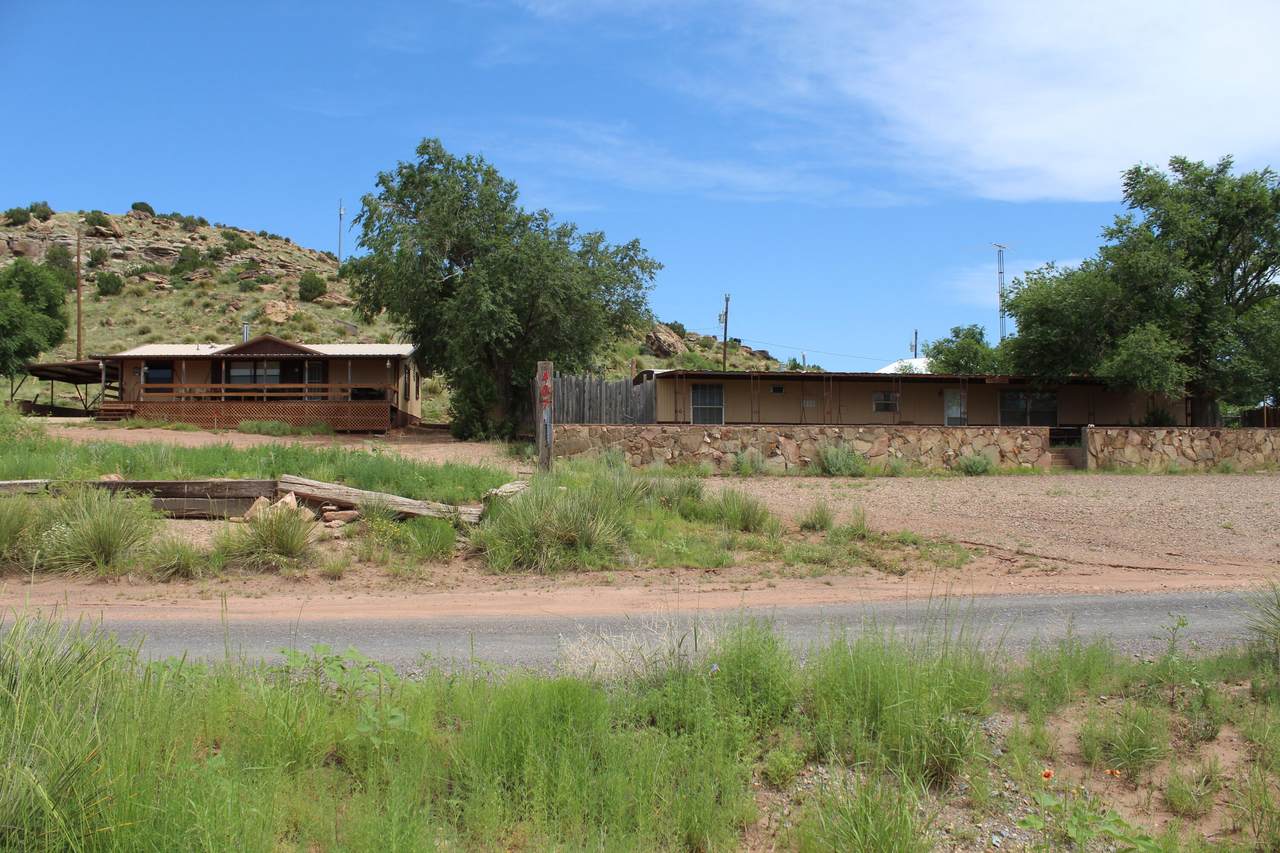 405 & 407 Bullhead Drive - Photo 1