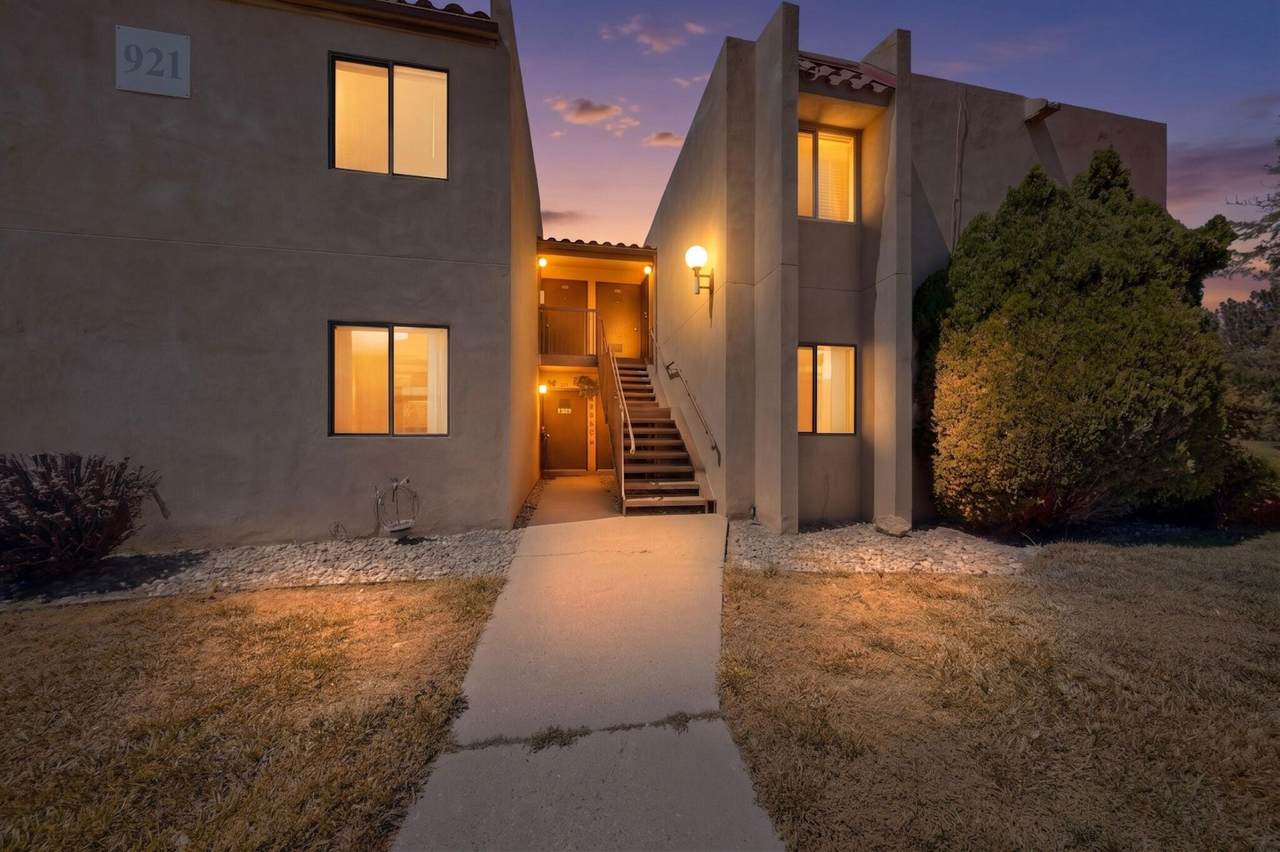 921 Country Club Drive - Photo 1
