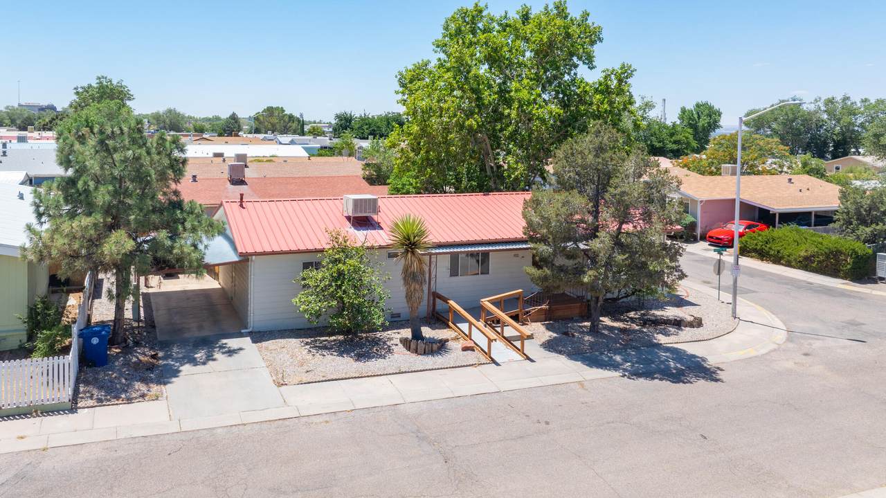 8532 Creek Street - Photo 1