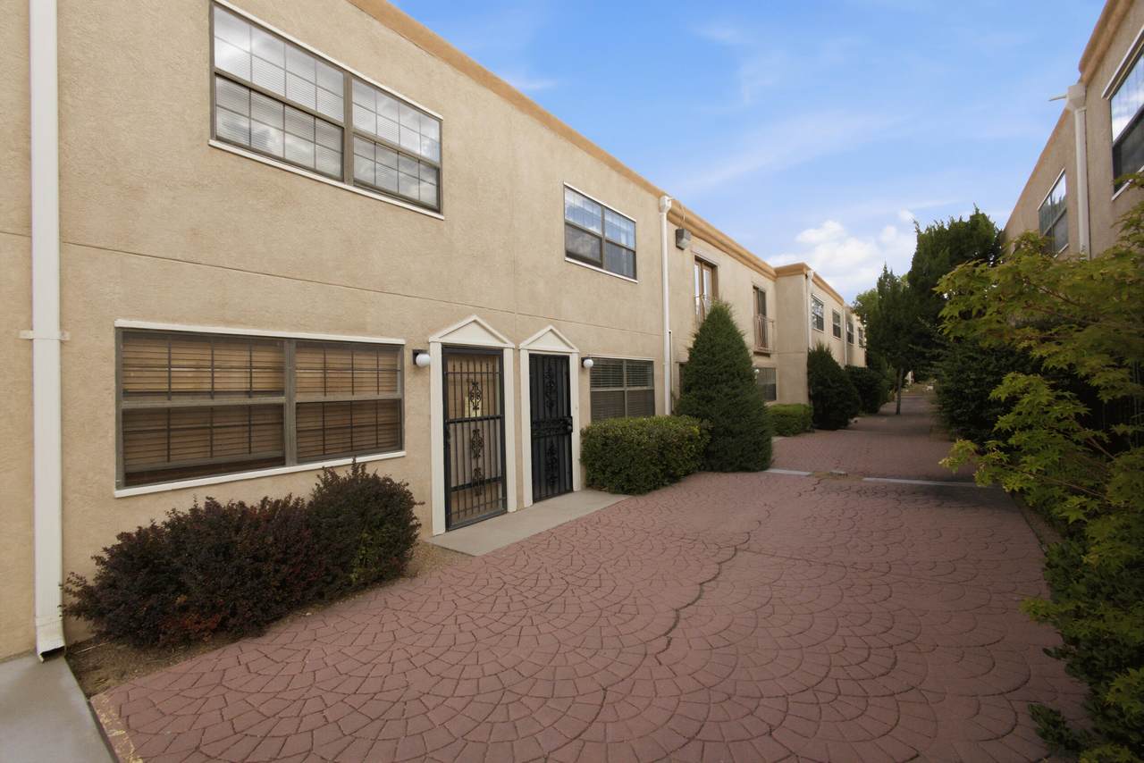 6041 Sequoia Road - Photo 1