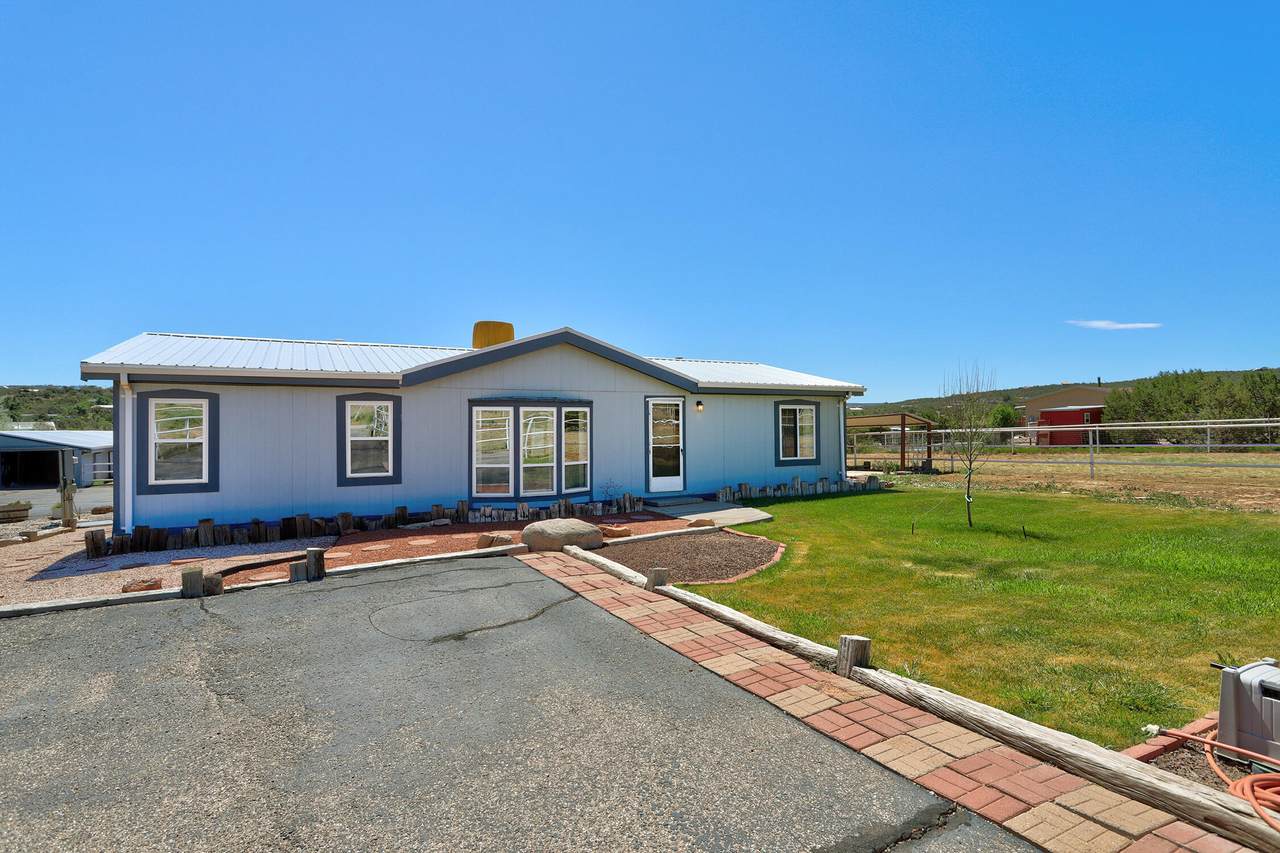 16 Stagecoach Junction Road - Photo 1