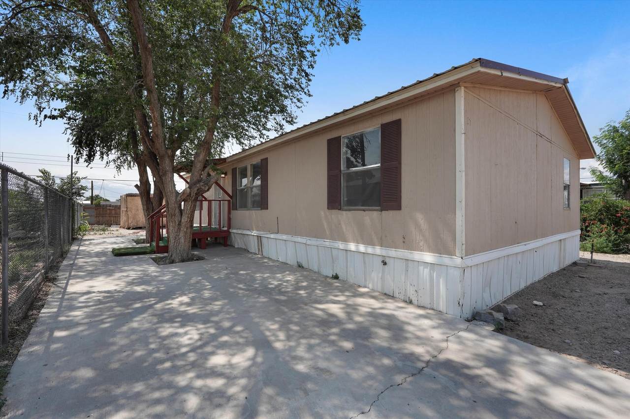 4203 Axtell Street - Photo 1