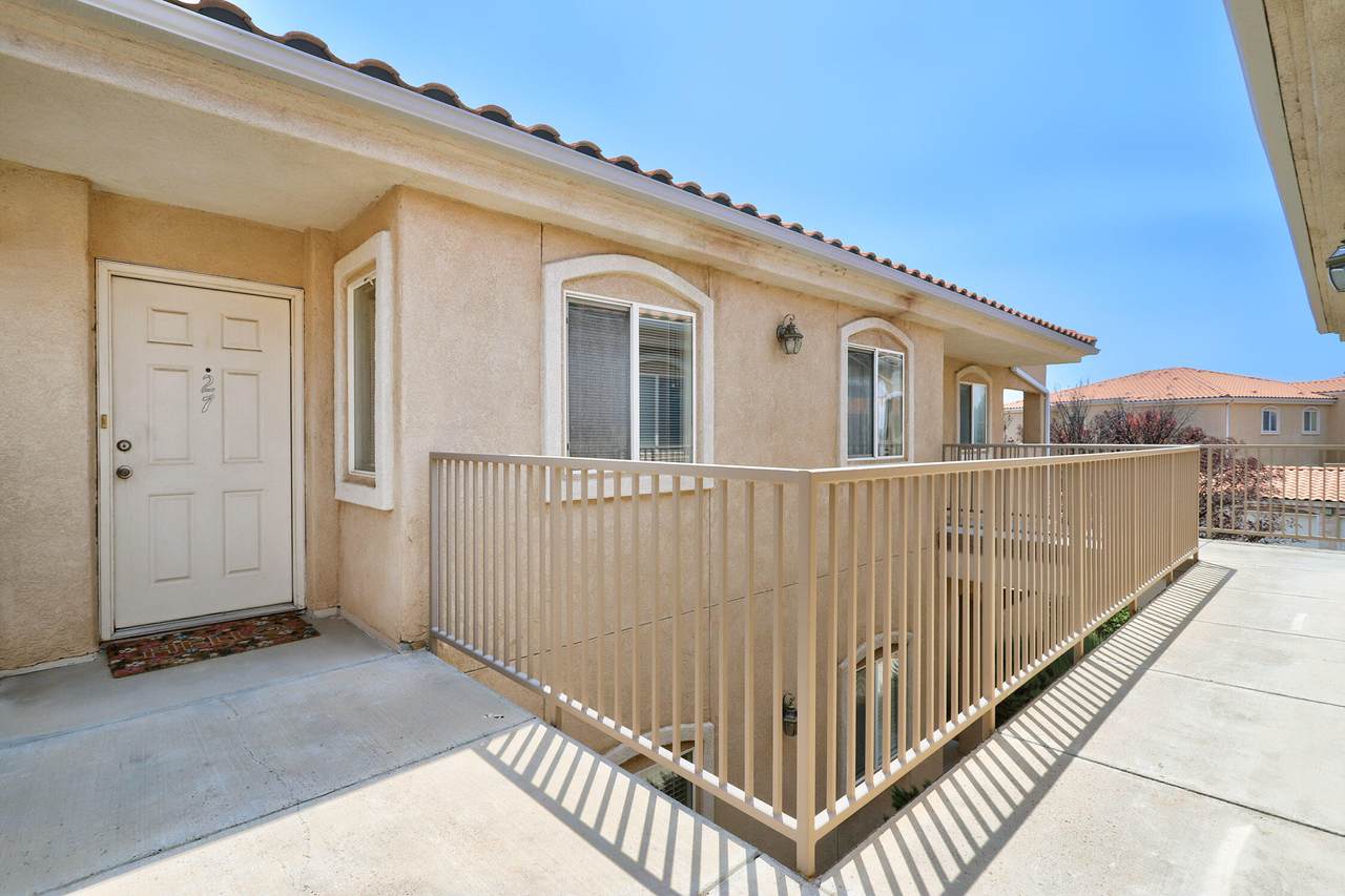 6800 Vista Del Norte Drive - Photo 1