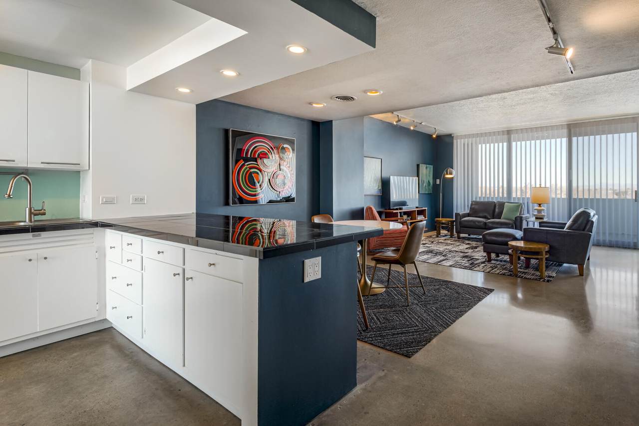 600 Alcalde Place - Photo 1