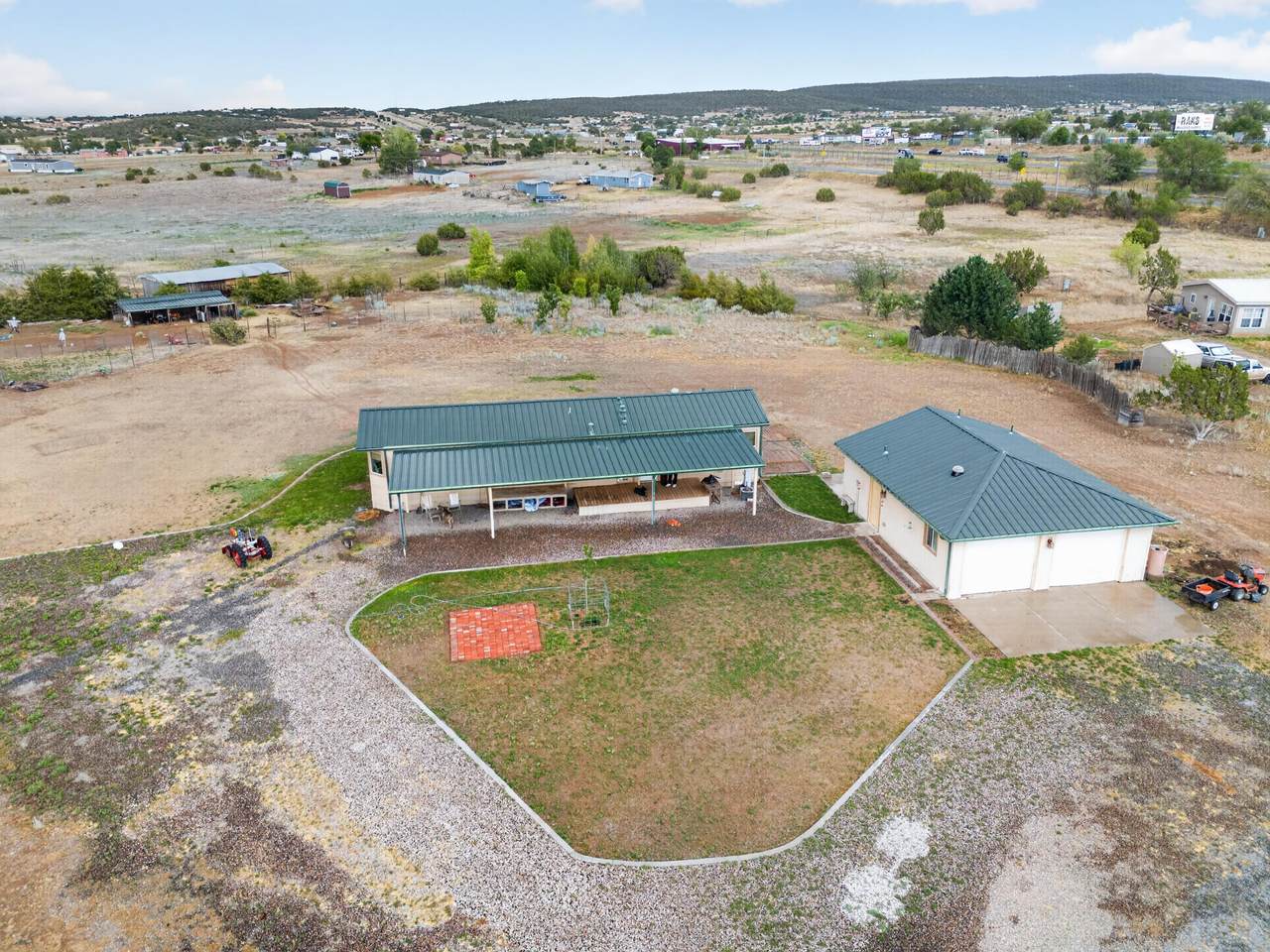 6 County Line Road - Photo 1
