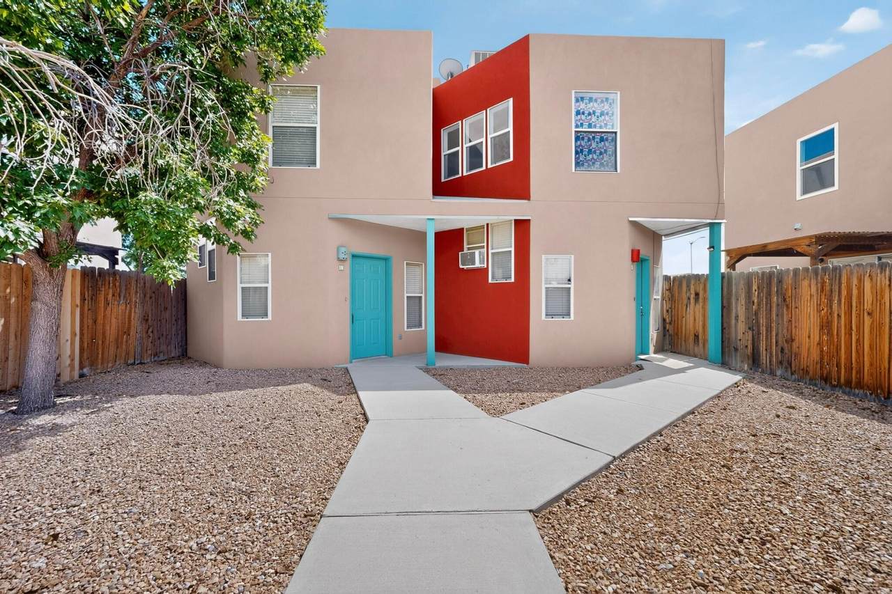 615 Menaul Boulevard - Photo 1