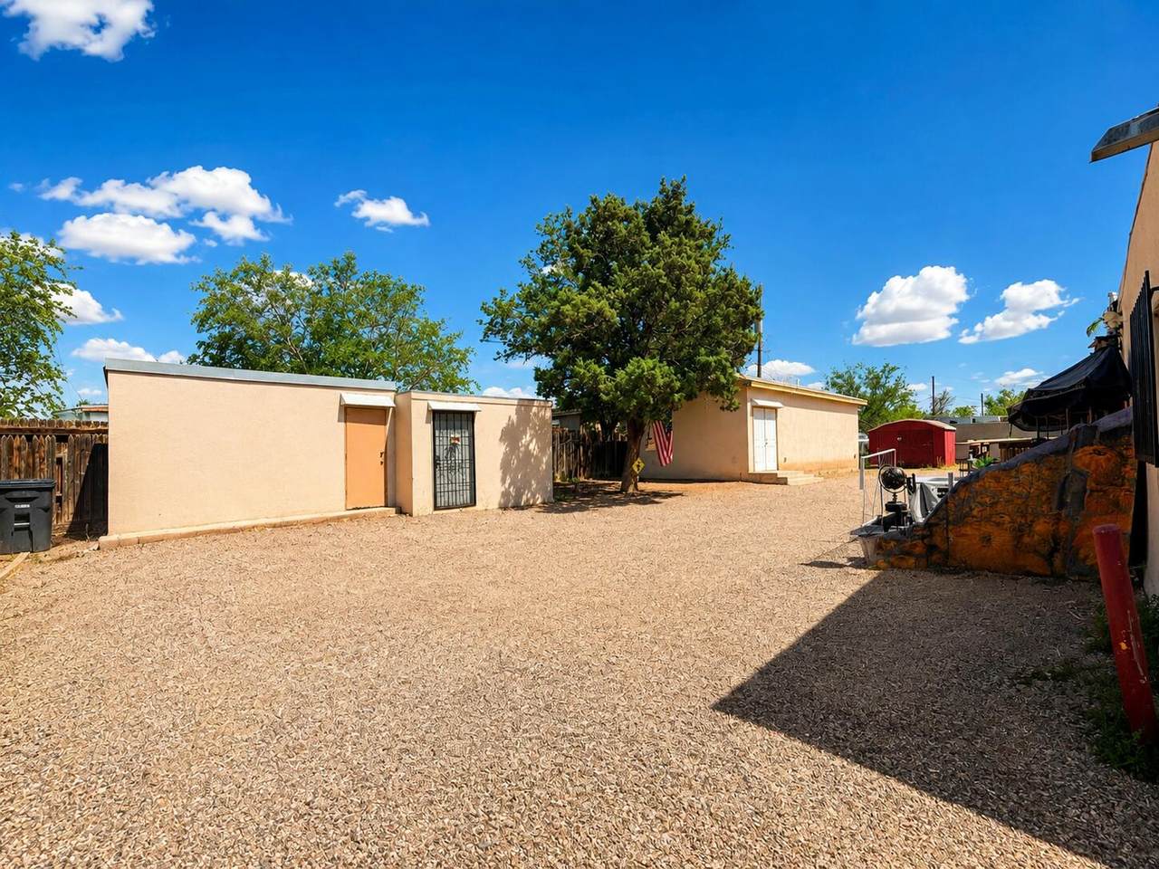 616 & 618 Mesilla Street - Photo 1