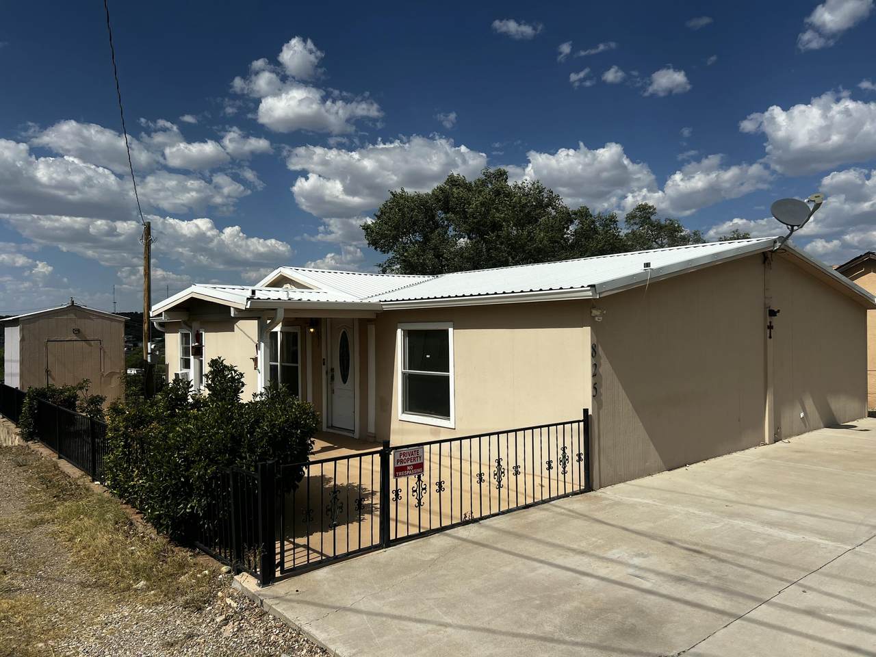 825 Corona Avenue - Photo 1
