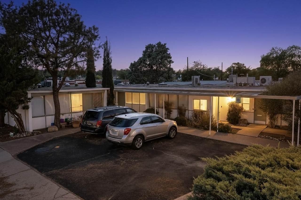 301 Graceland Drive - Photo 1