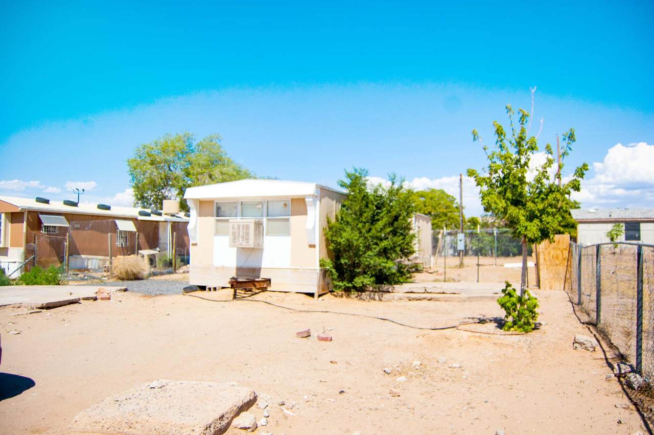 4004 Wallace Street - Photo 1