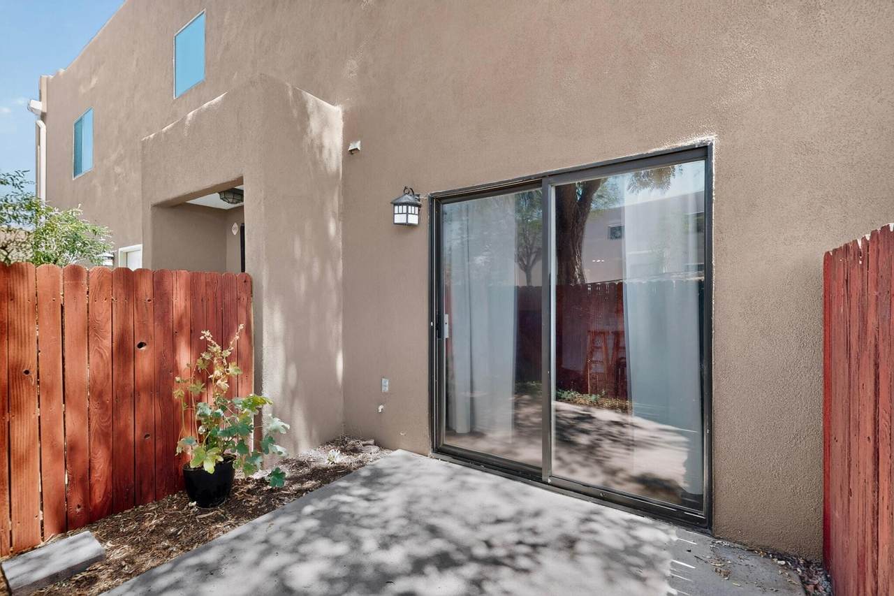 4801 Irving Boulevard - Photo 1