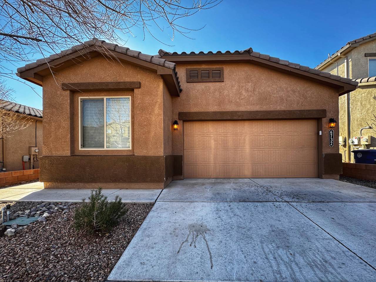 6732 Oro Valley Road - Photo 1