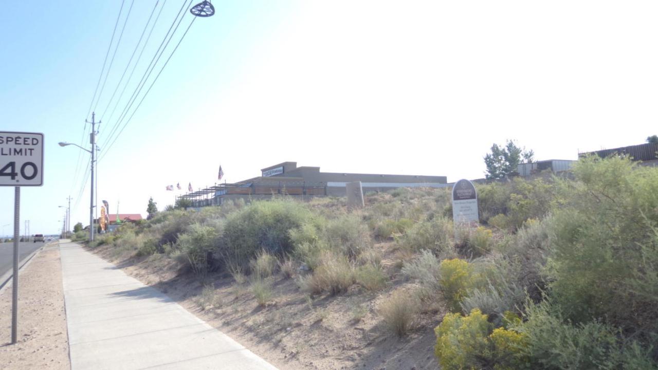 Unser Blvd Se Boulevard - Photo 1