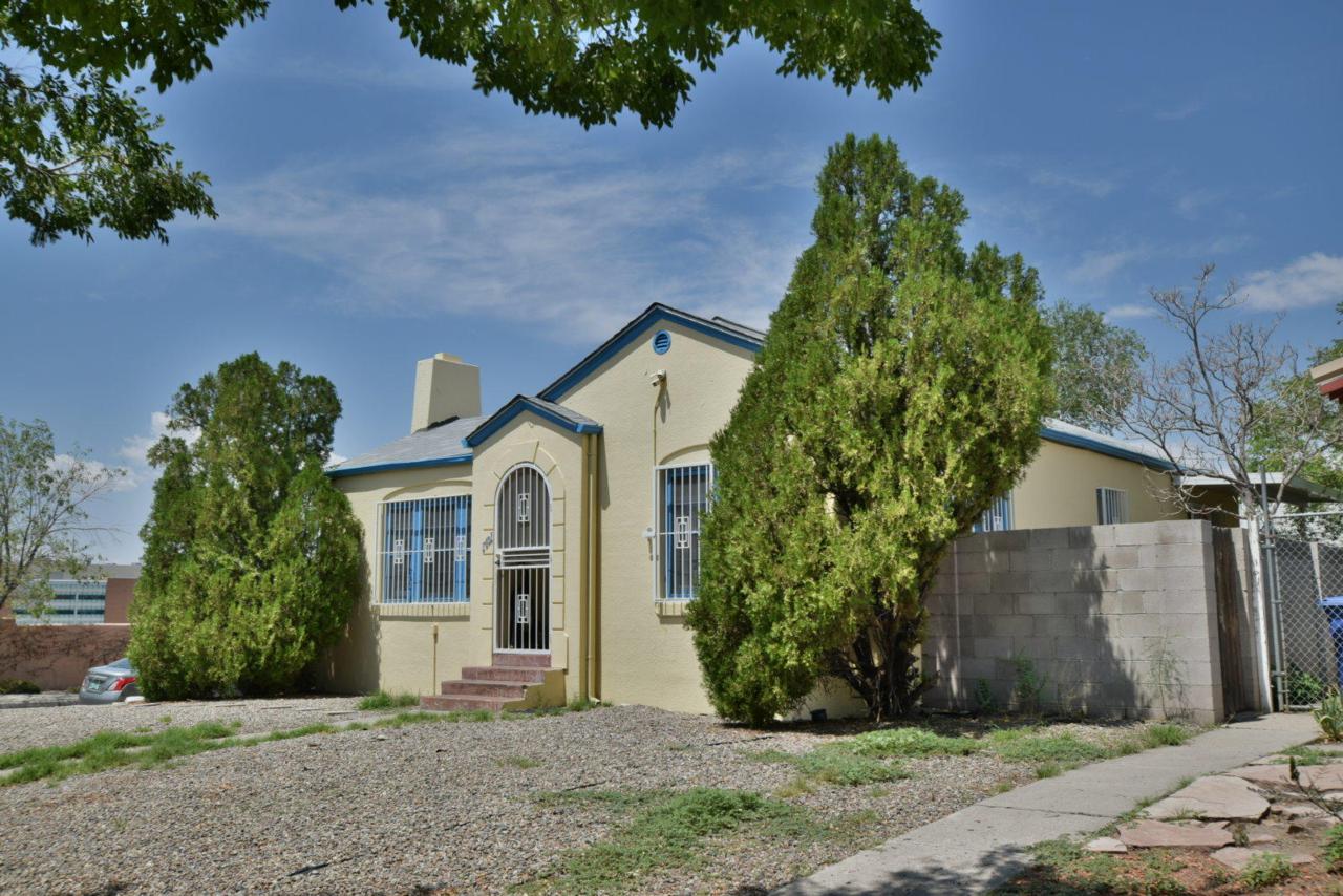 1401 Silver Avenue - Photo 1