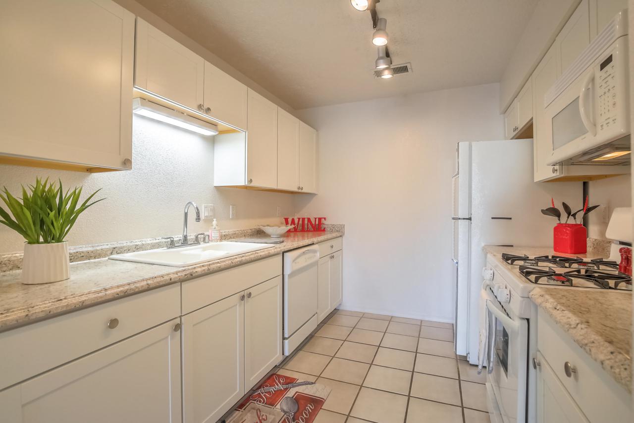 2900 Vista Del Rey - Photo 1