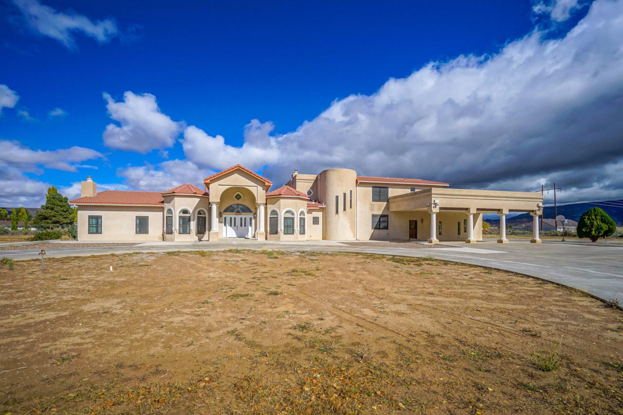 1204 Mesa Boulevard - Photo 1