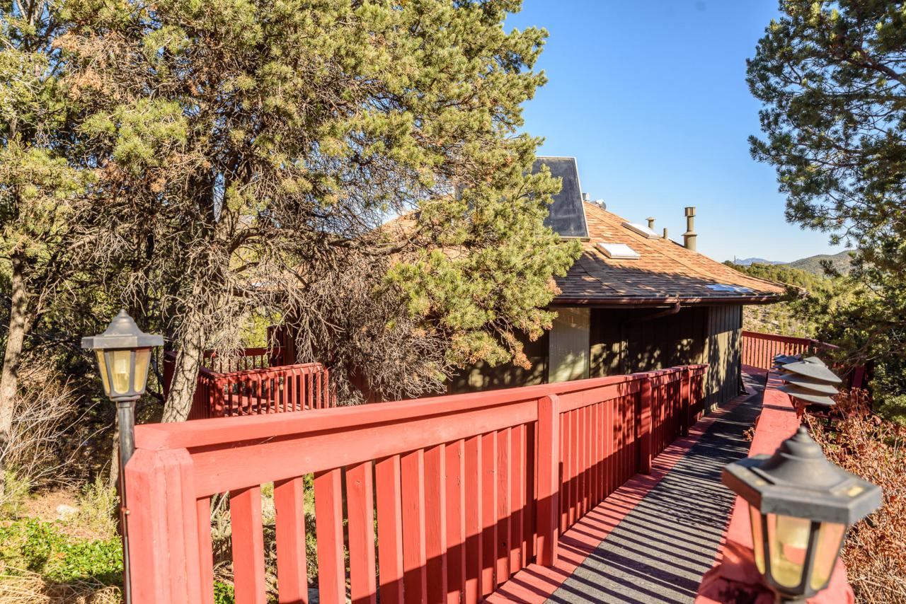 21 Beaver Lane - Photo 1
