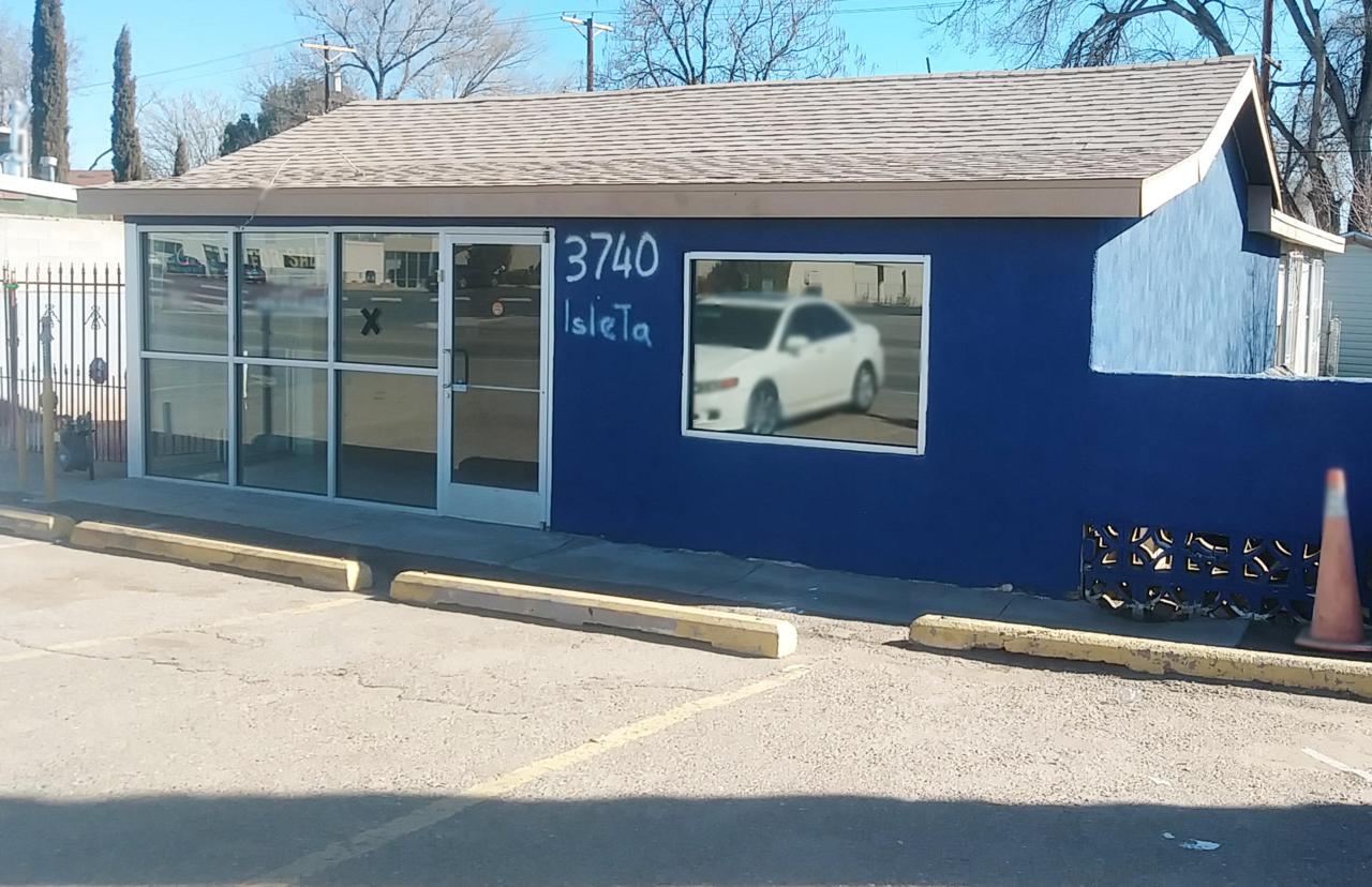 3740 Isleta Boulevard - Photo 1