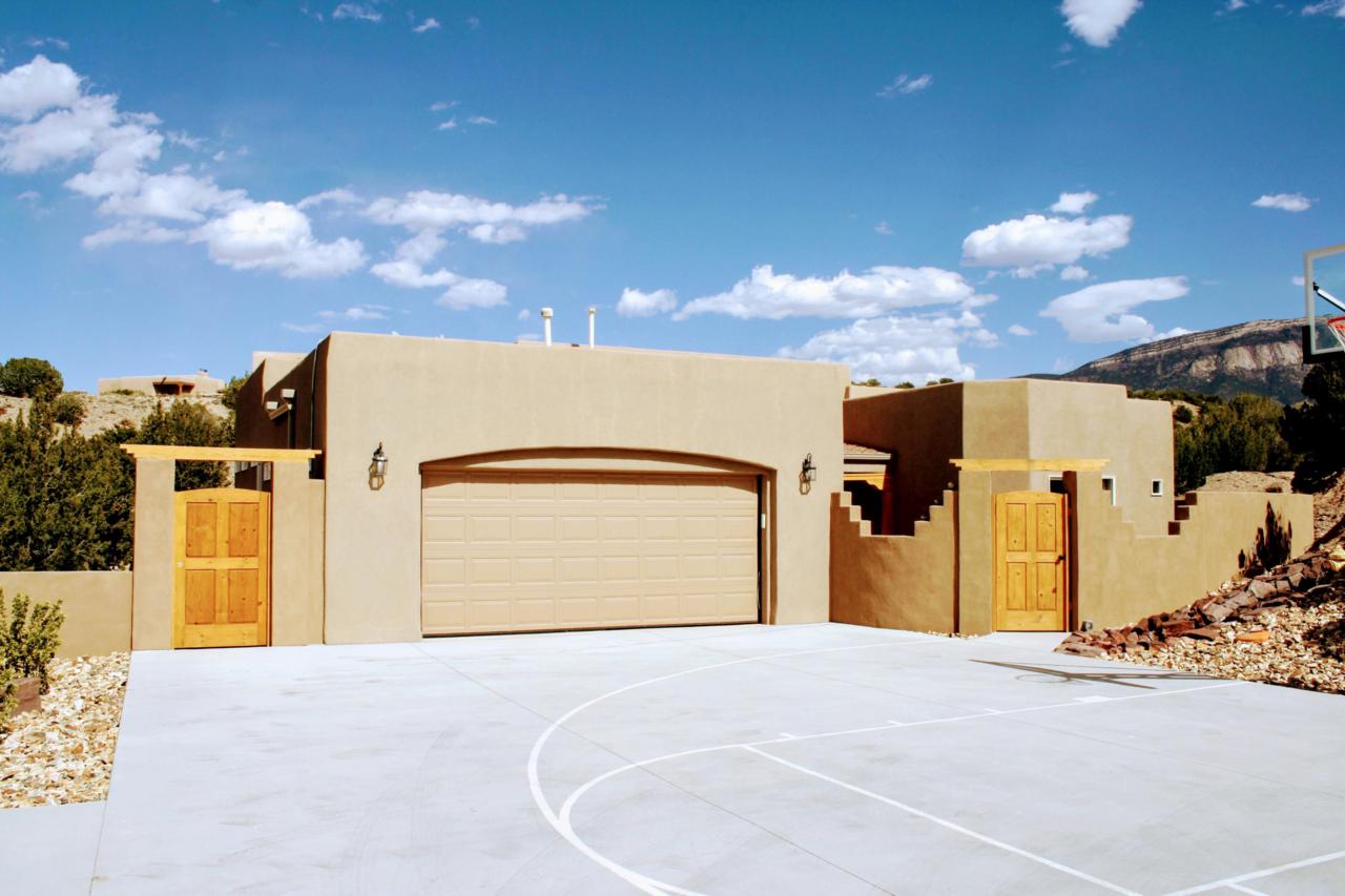 121 Forest Lane - Photo 1