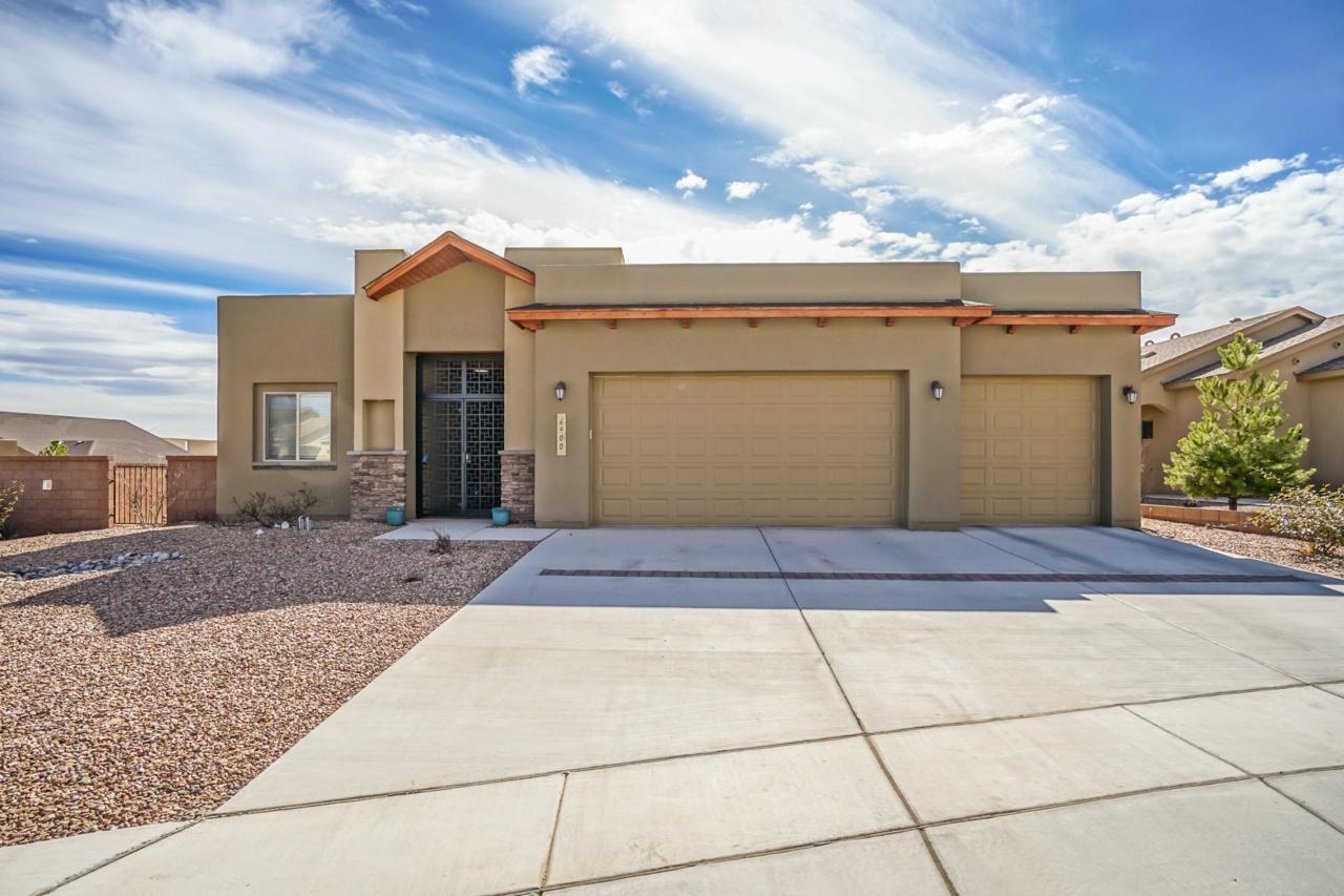 6400 Rimera Avenue - Photo 1