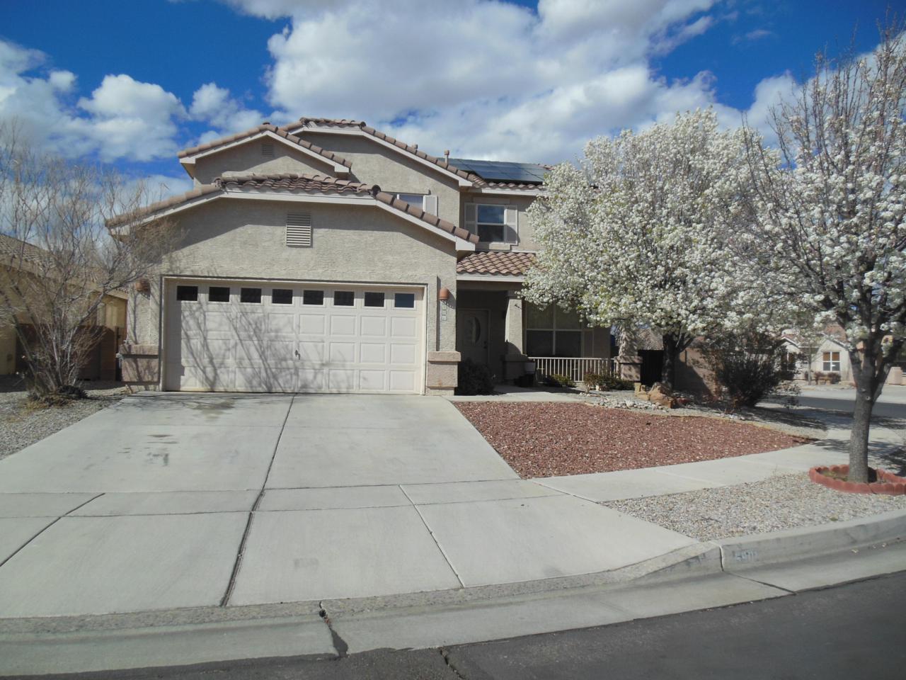 5901 Legends Avenue - Photo 1