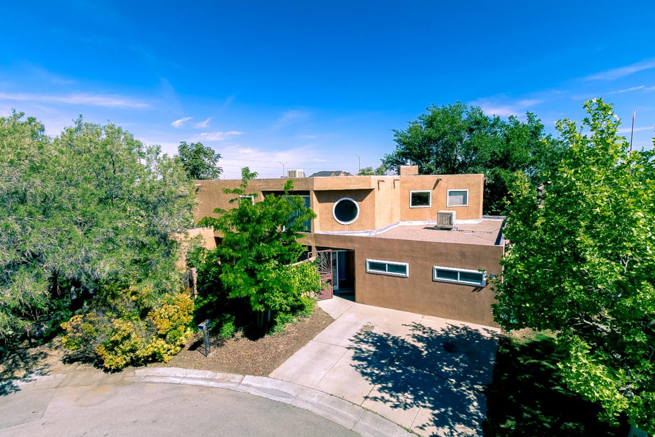 2025 Dartmouth Drive - Photo 1