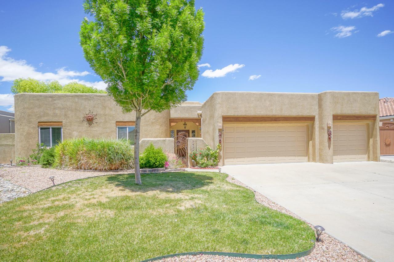 3936 Bay Hill Loop - Photo 1