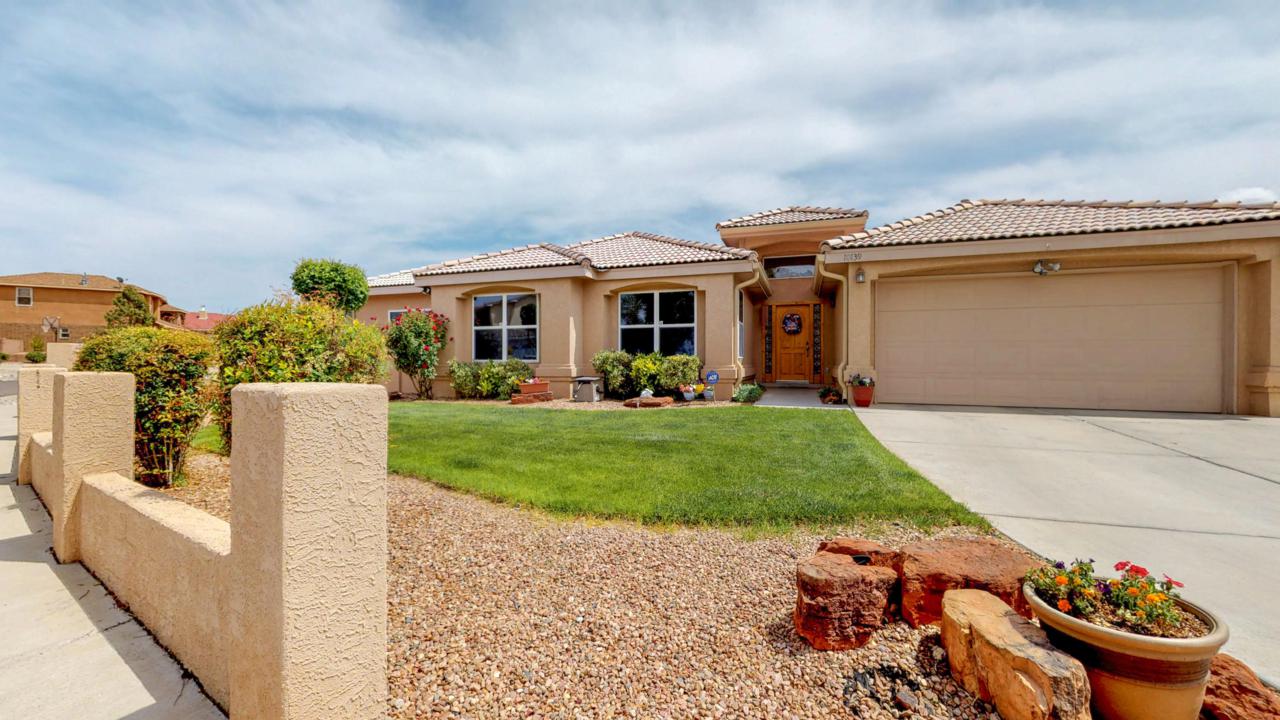 10139 Sierra Hill Drive - Photo 1