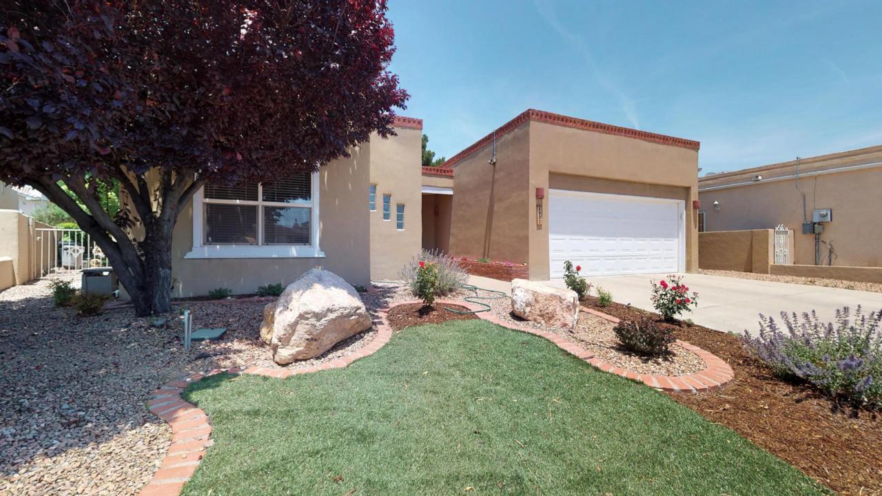 8905 Helmick Place - Photo 1