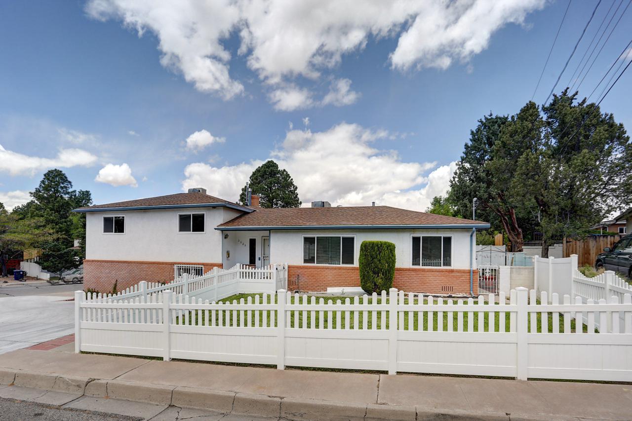 3525 Haines Avenue - Photo 1