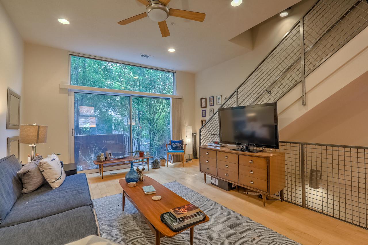 843 Silver Avenue - Photo 1
