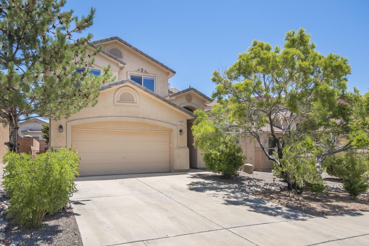1501 Peppoli Loop - Photo 1