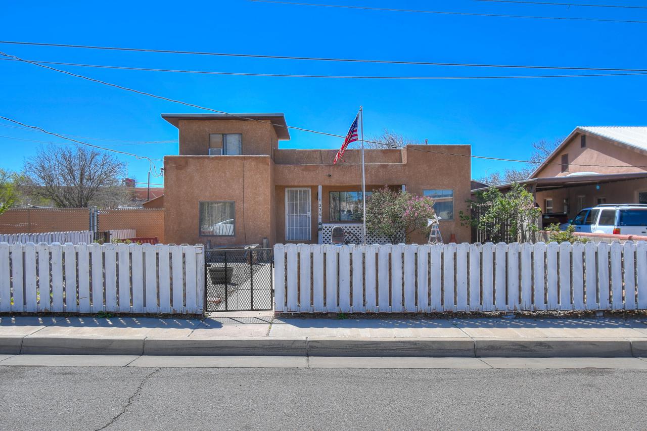 338 Cutler Avenue - Photo 1
