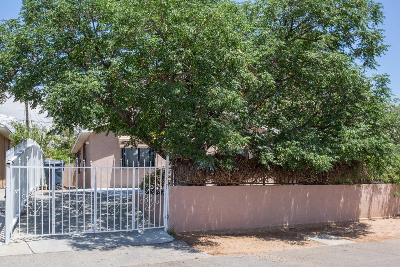 1704 John Street - Photo 1