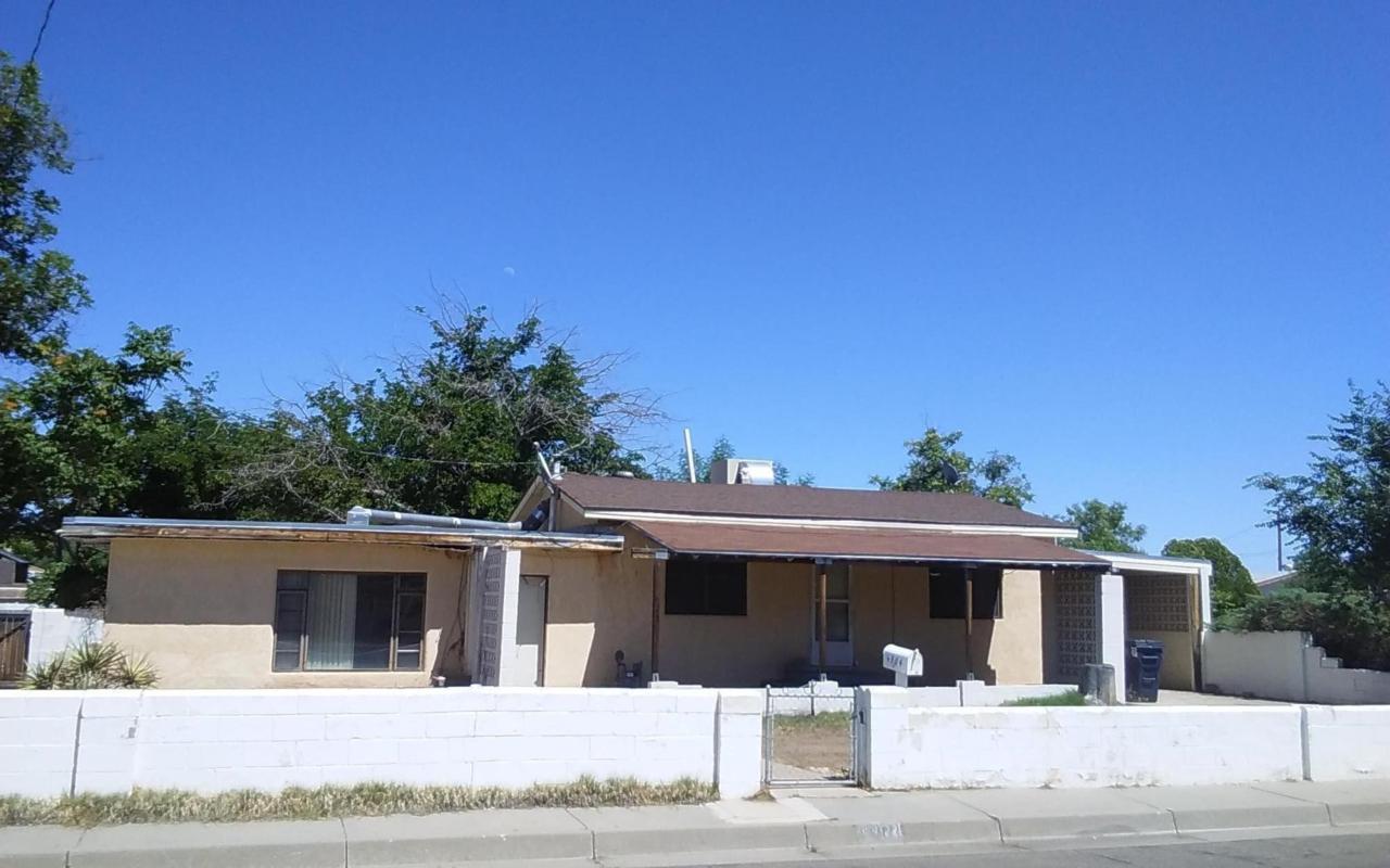 4904 14Th Street - Photo 1